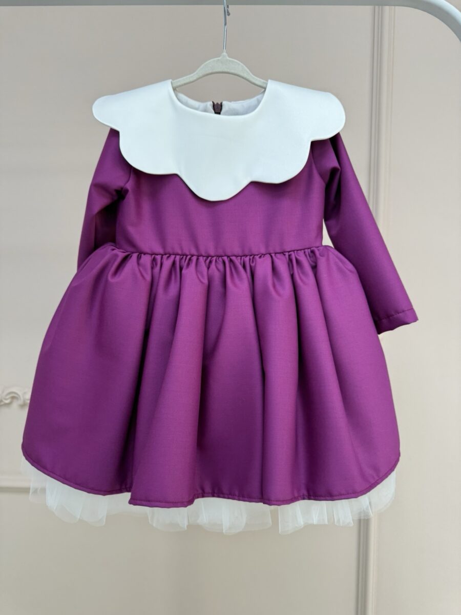 Svečana haljina za devojčice Mary – ljubičasta haljinica sa belom kragnicom Svečana haljina za devojčice Mary – ljubičasta haljinica sa belom kragnicom