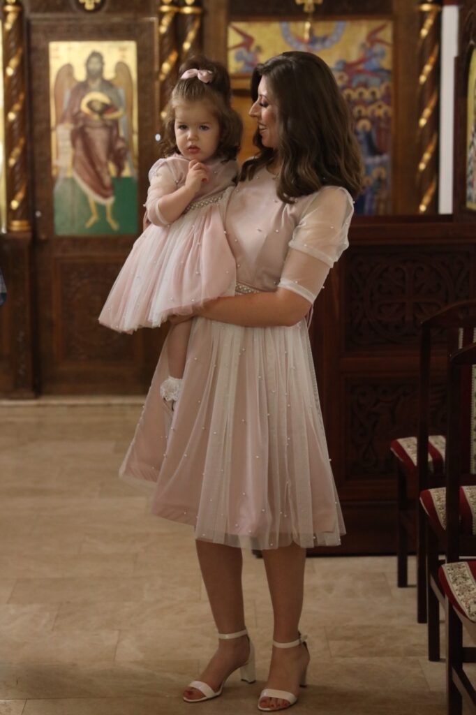 Svečana haljina za žene Elsa – elegantna haljina od tila i satena